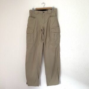 Duluth Trading Pants Mens M x32 Flex Dry on the Fly Khaki Stretch Outdoor Hiking
